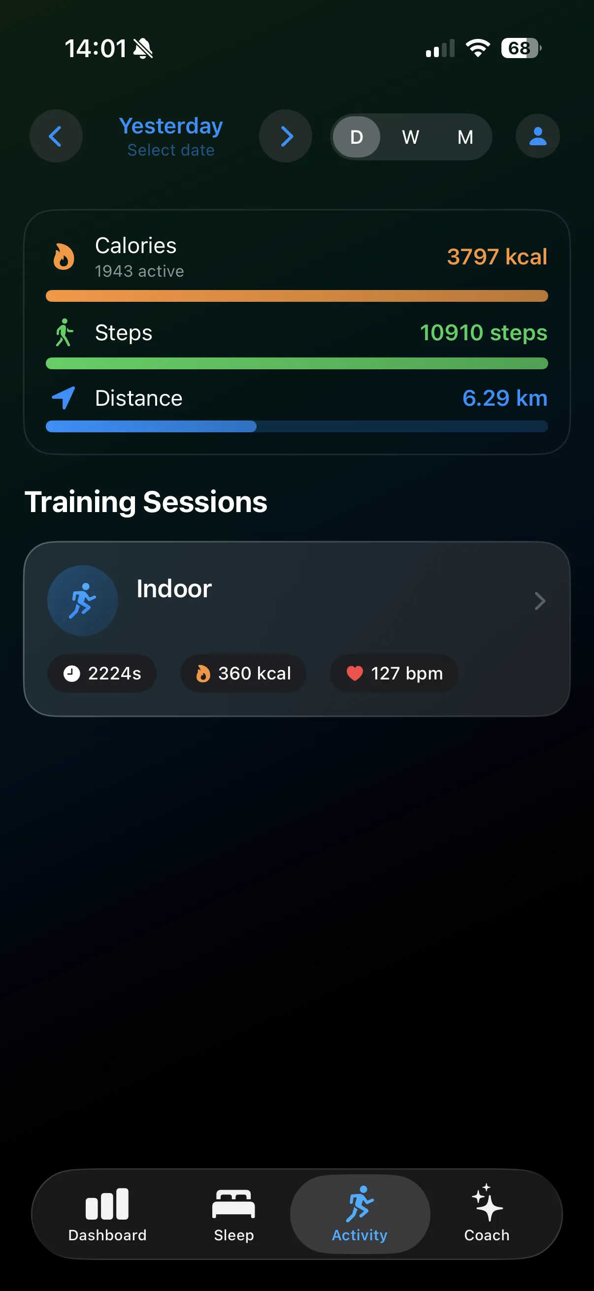 Vitalstat activity tracking screen showing calories, steps, and workout data